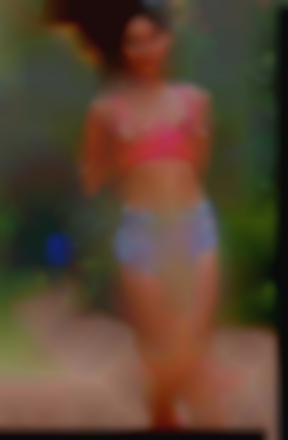 Ex-cam girl not looking that for attachments.